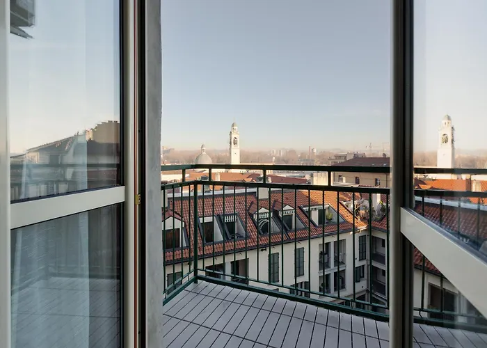 Guesthost - o Renovated Studio Apts